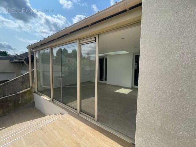 Maison à LE BLANC-MESNIL