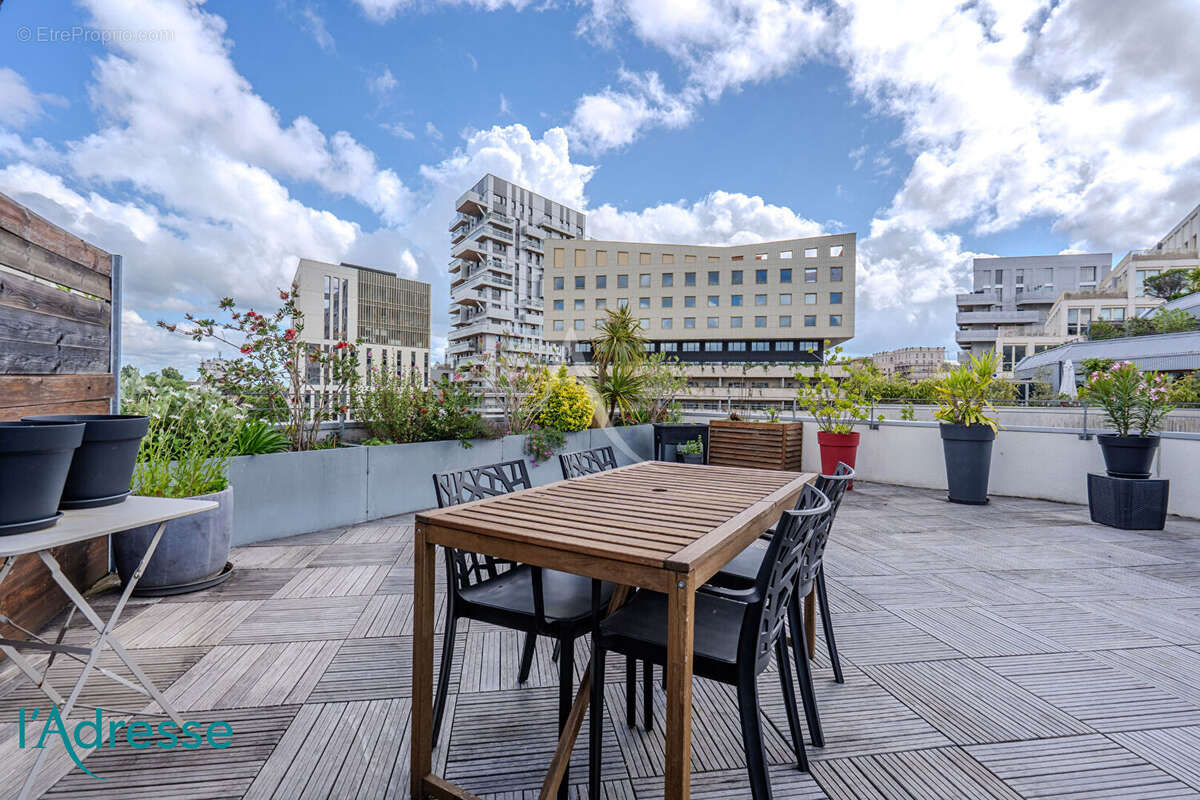 Appartement à BORDEAUX