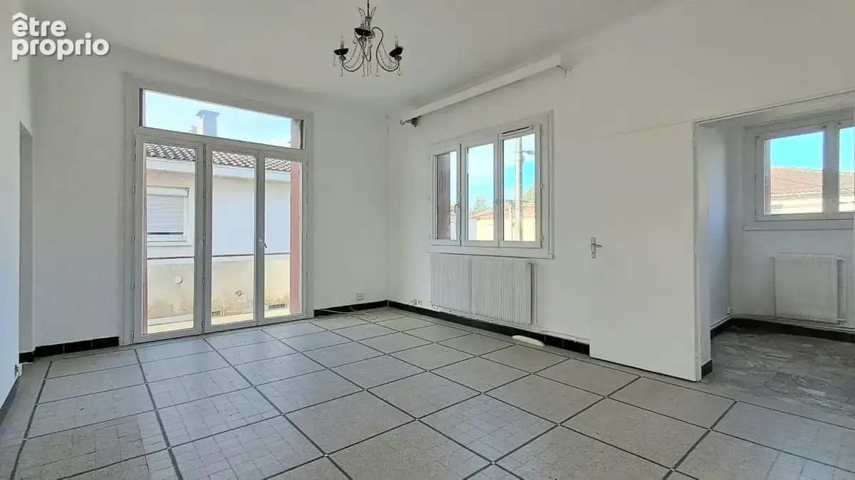 Maison deux niveaux 8 pièce(s) 135 m2 - photo 2
