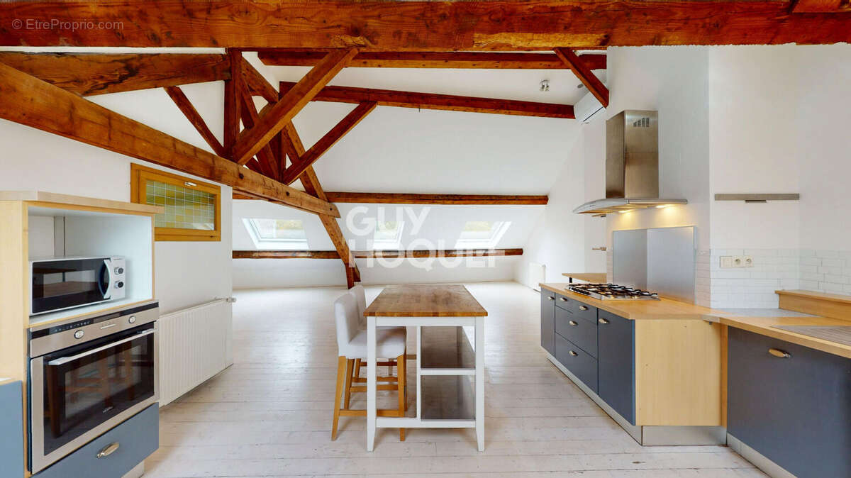 Appartement à AIX-LES-BAINS