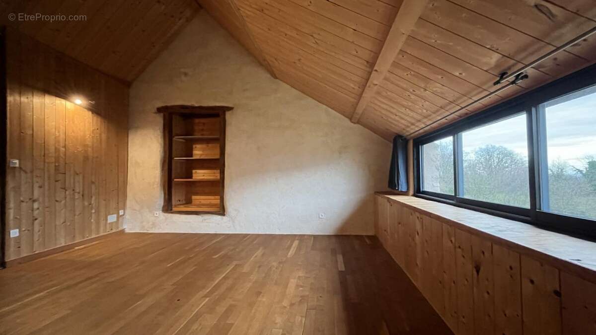 Maison à DETTEY