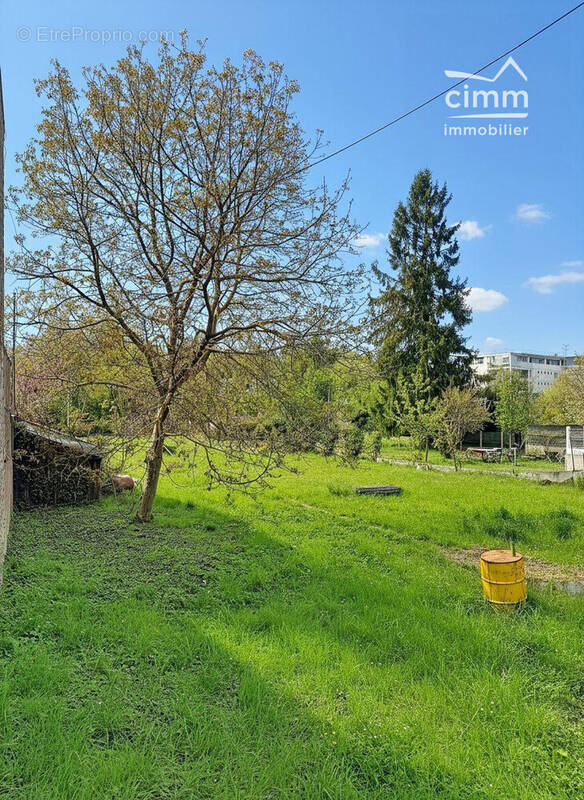 Terrain à MONTARGIS