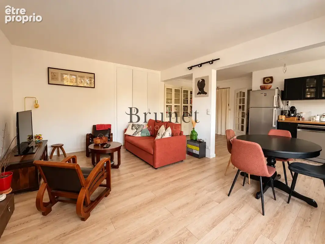 Trois pieces en excellent etat - quartier mairie le parc - photo 2