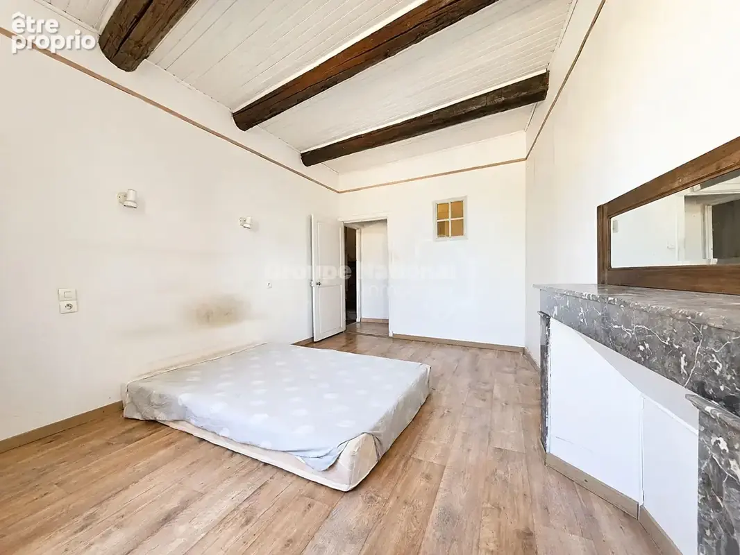 Exclusivité - Maison de ville pleine de charme - Avec cour - photo 8