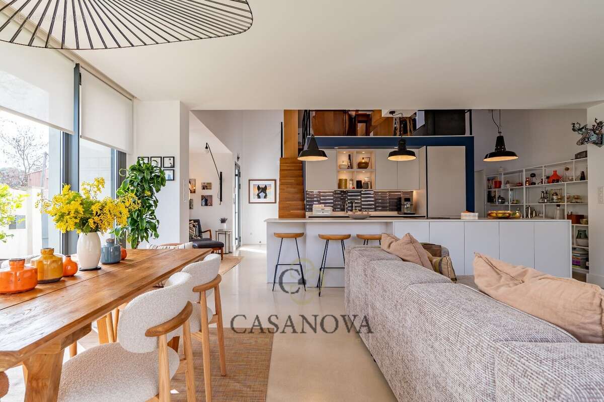 Maison à CASTELNAU-LE-LEZ