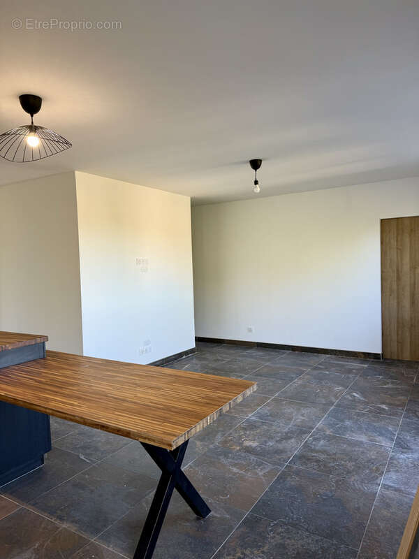 Appartement à MARSEILLE-11E