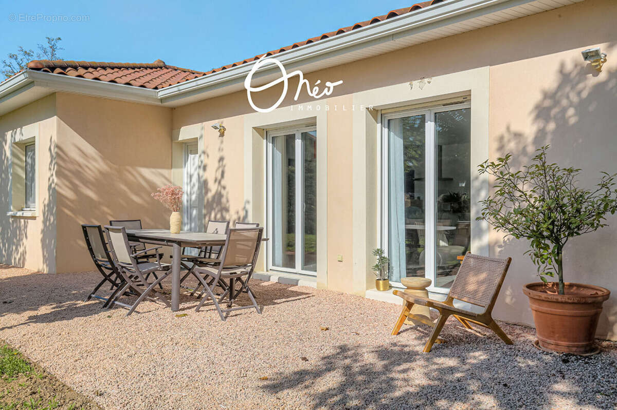 Maison à SAINT-PRIEST