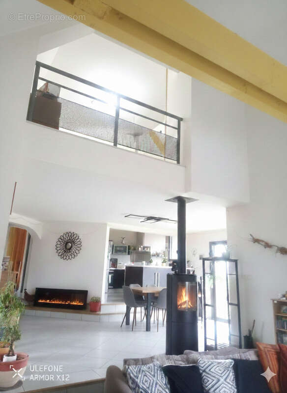Maison à CALMONT