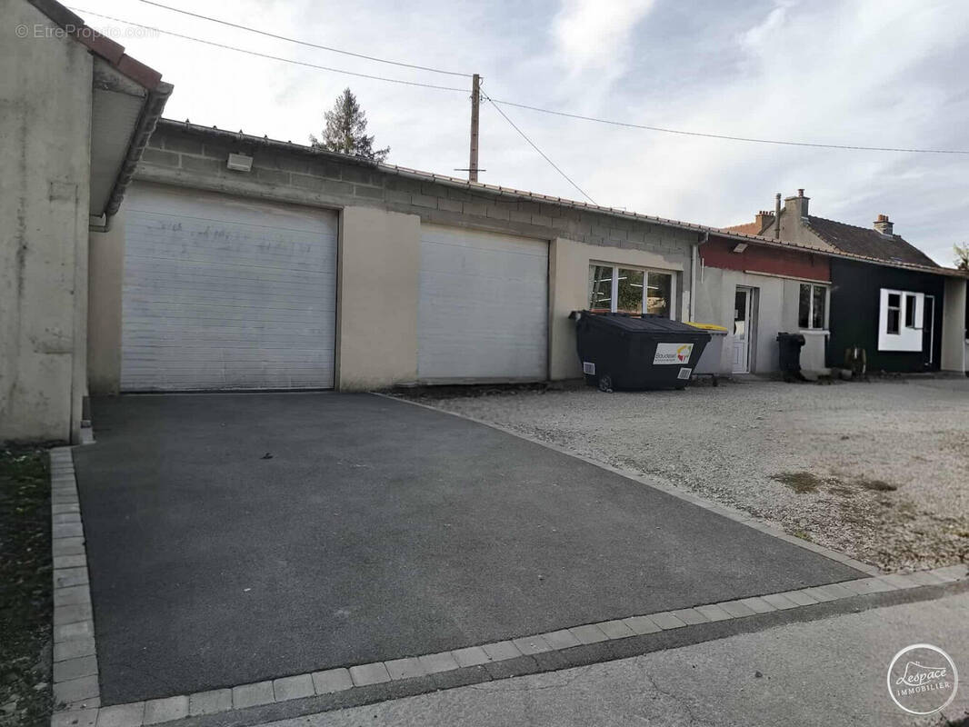 Maison à NIELLES-LES-BLEQUIN