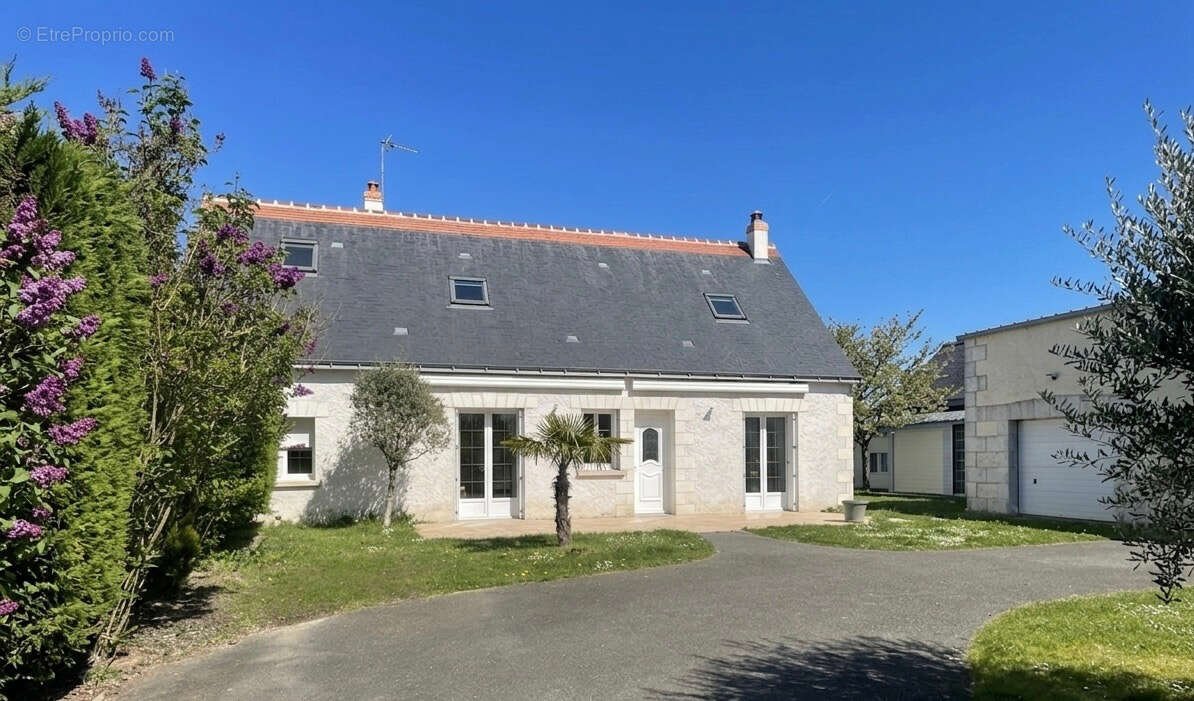 Maison à SAINT-BRANCHS