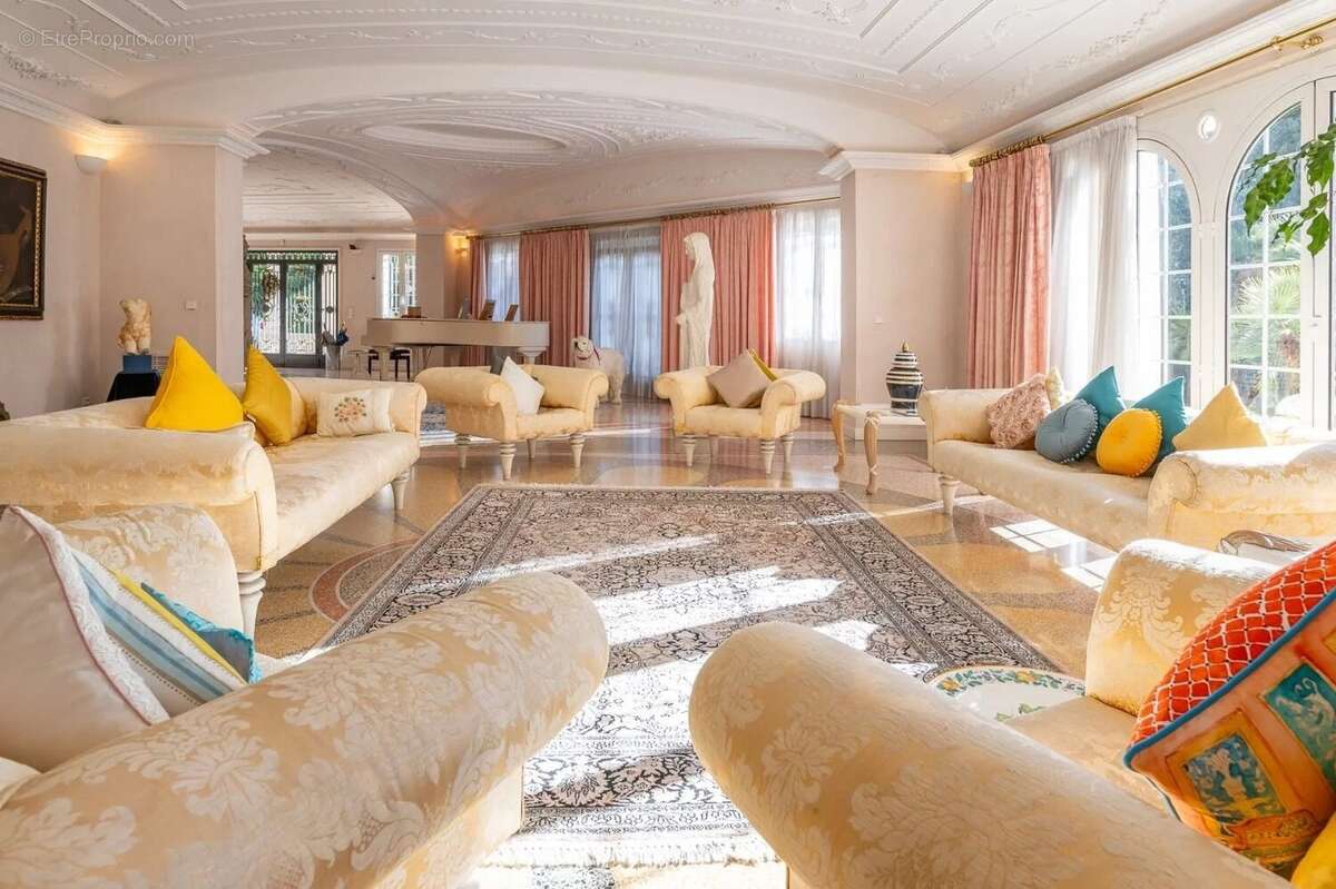 Maison à MENTON