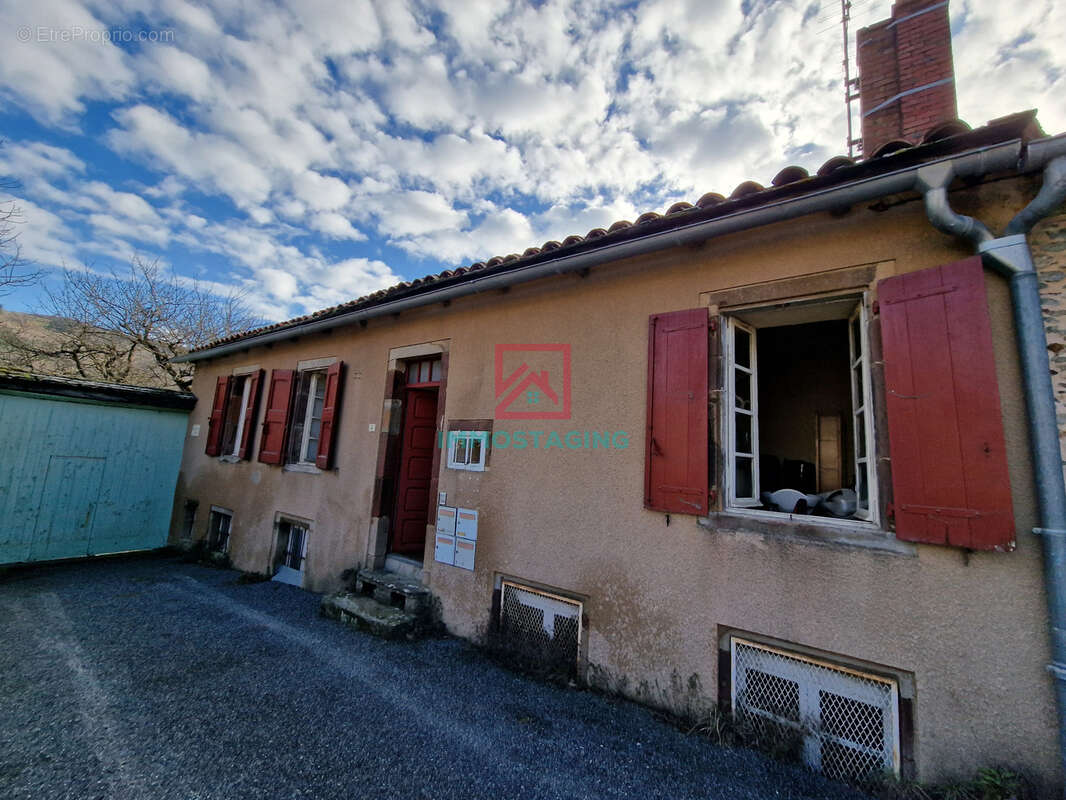 Appartement à SAINT-SERNIN-SUR-RANCE