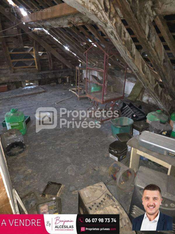 Appartement Rozoy Sur Serre 2 pièce(s) 61 m2 - photo 2
