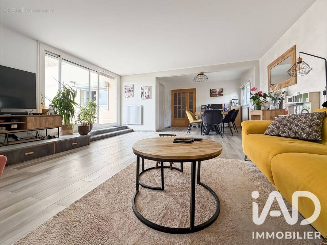 Photo 1 - Appartement à CHAMPS-SUR-MARNE
