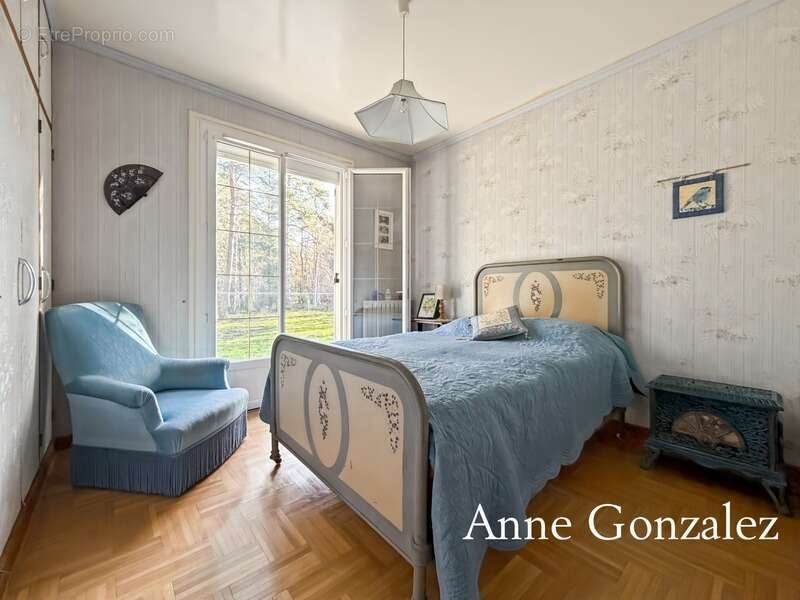 Maison à VIENNE-EN-VAL