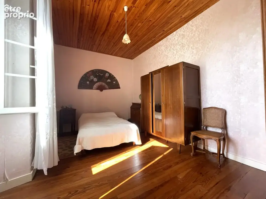 Maison 7 pièces 141 m² à vendre à Sauveterre-De-Guyenne (33540) - photo 8