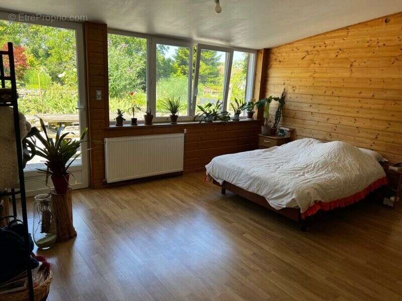Photo 6 - Appartement à GENEUILLE