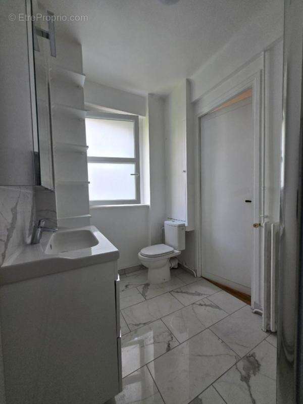 Appartement à PARIS-7E