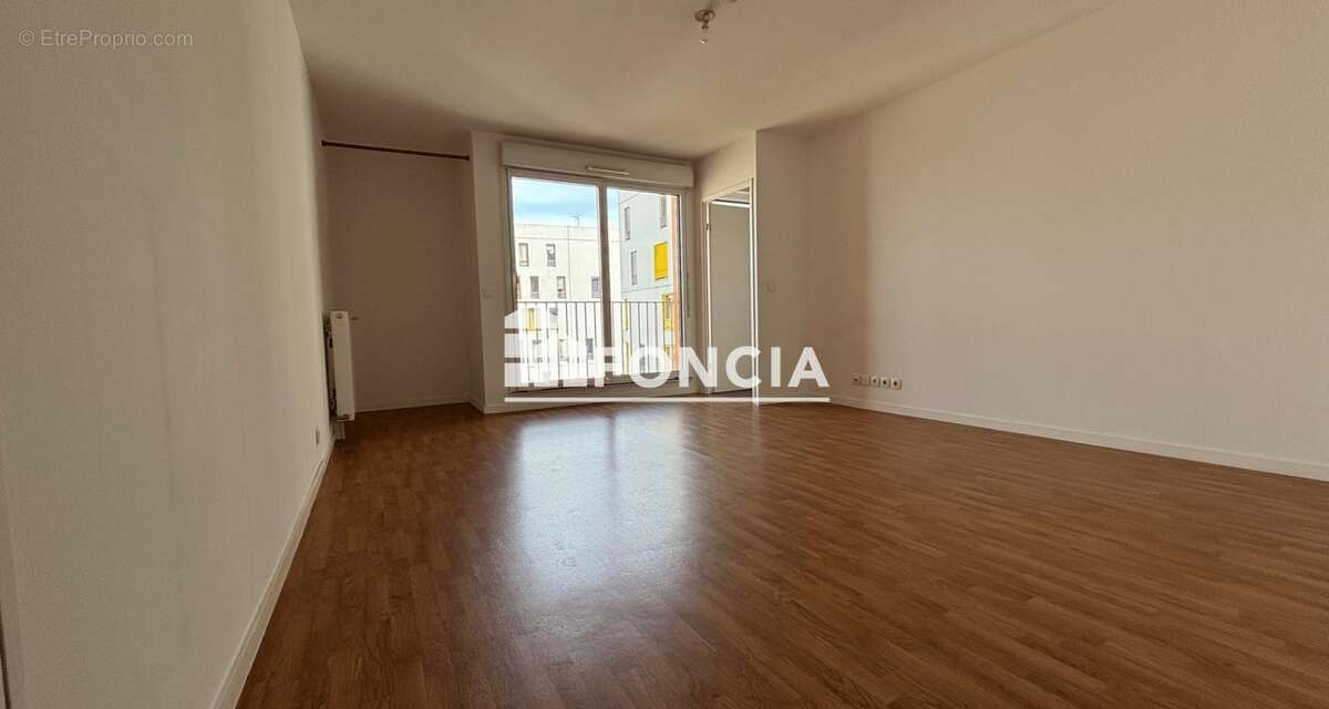 Appartement à EVRY