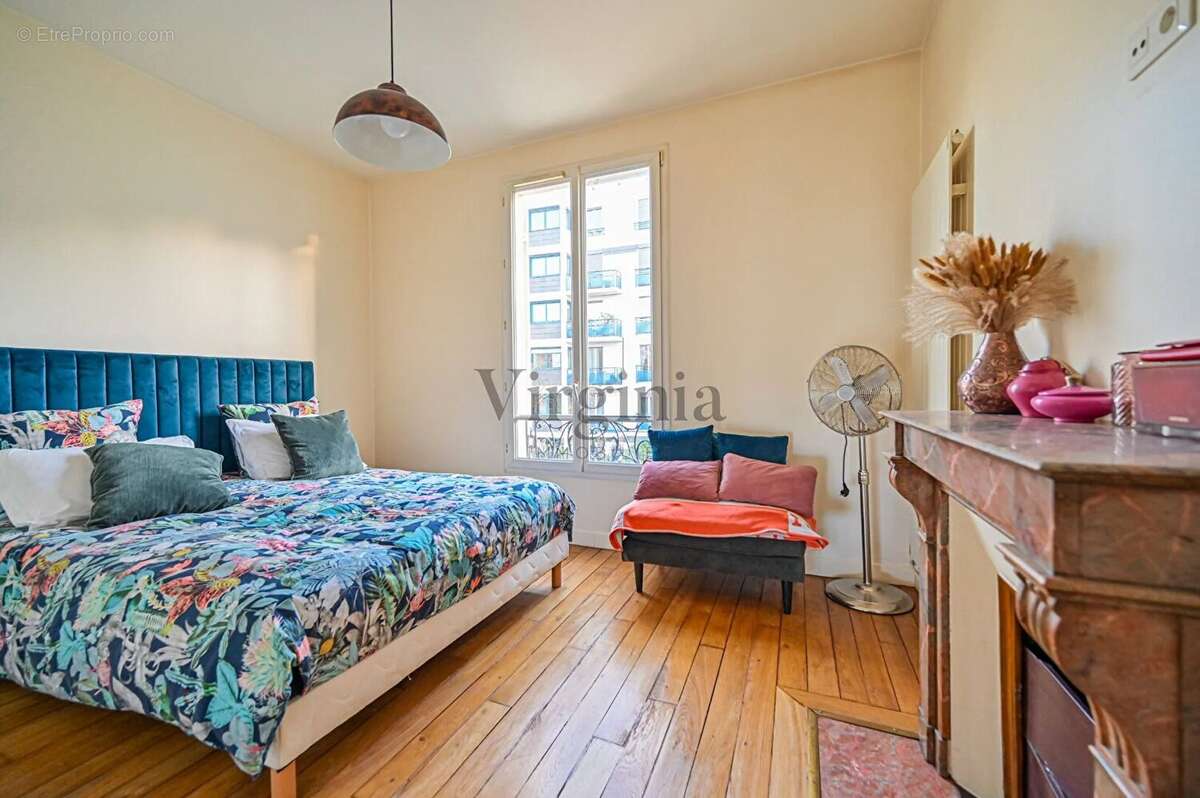 Appartement à CHARENTON-LE-PONT