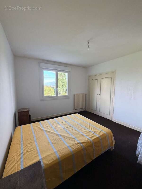 CHAMBRE 2 - Maison à PIPRIAC