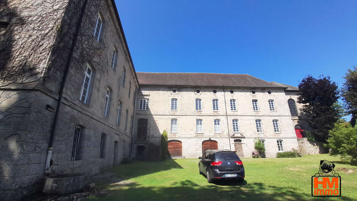 Maison à AUBUSSON