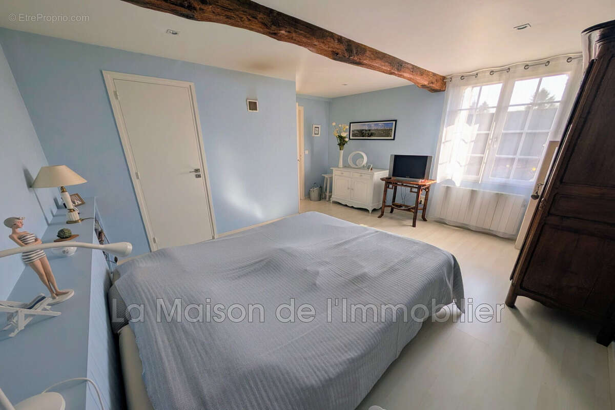 Maison à FLEURY-SUR-ANDELLE