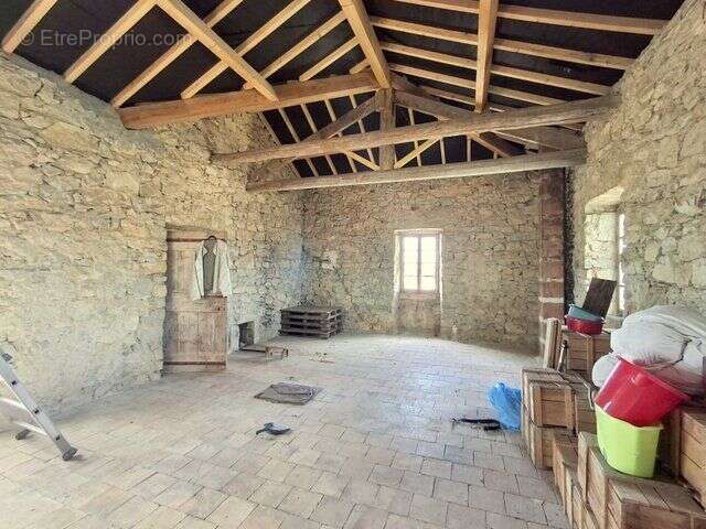 Maison à LABLACHERE