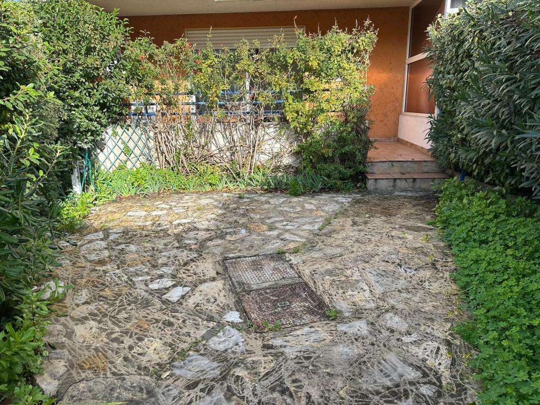 Appartement à SIX-FOURS-LES-PLAGES