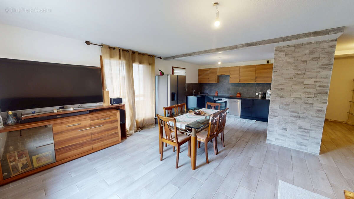 Appartement Gieres 4 pièce(s) - photo 2
