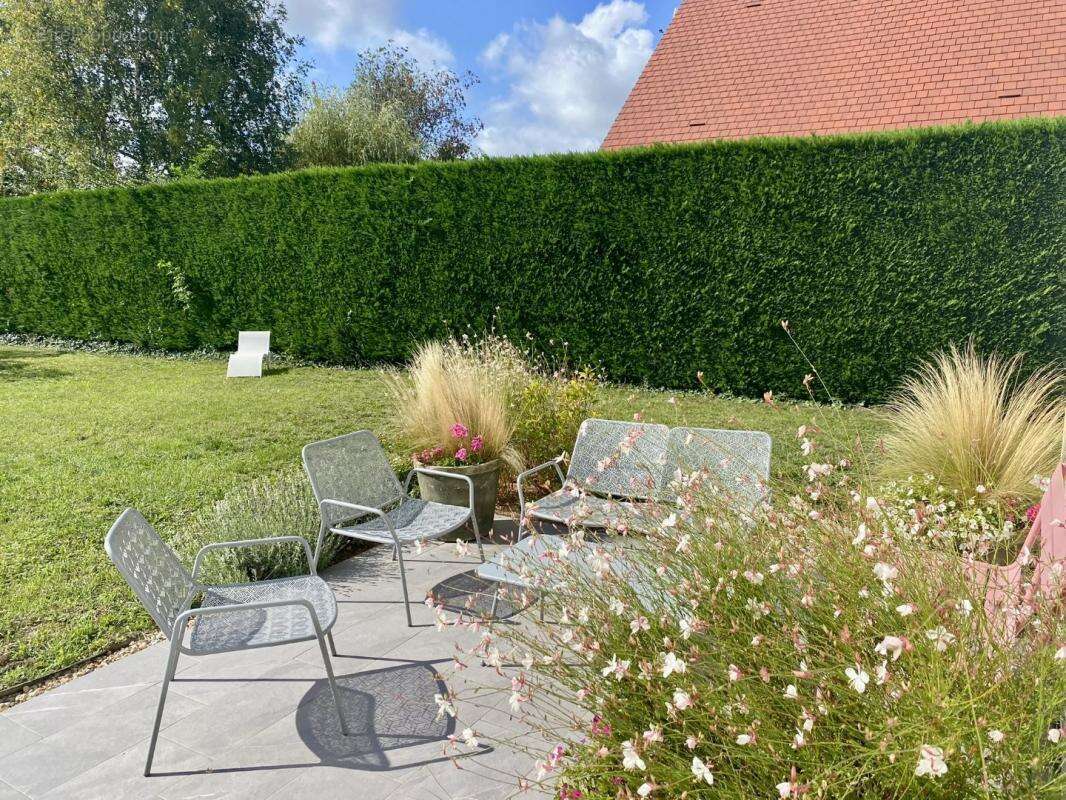 Maison à SAINT-PRYVE-SAINT-MESMIN