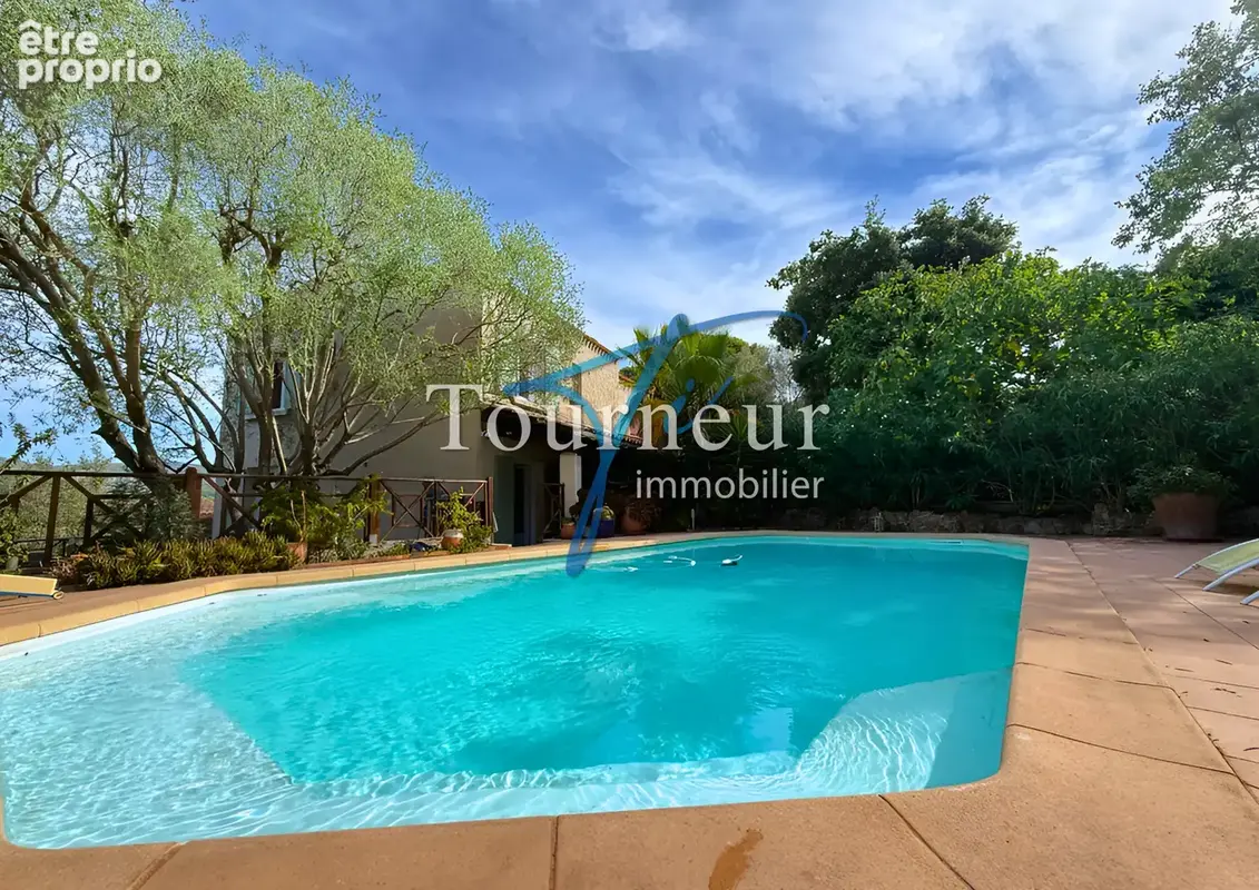 Sanary les picotieres villa vue degagee de 90m2 sur 570m2 terrain paysager avec piscine - photo 4