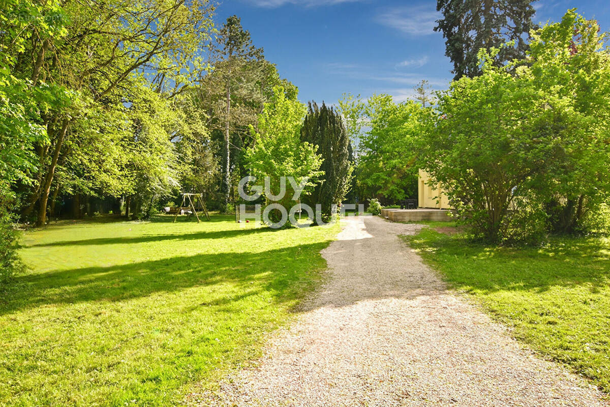 Maison à VILLEBLEVIN