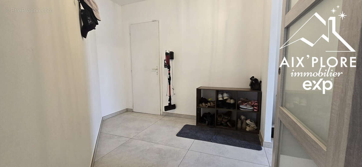 Maison 123 m² à Ambronay  - photo 7