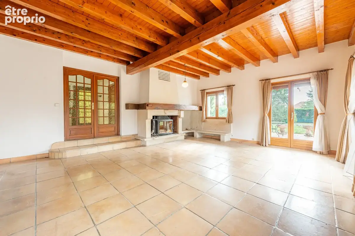 Maison à vendre 6 pièces CESSY (01) - photo 6