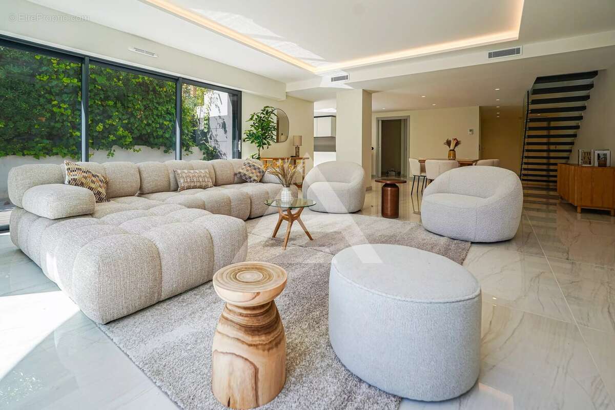 Appartement à SAINT-JEAN-CAP-FERRAT