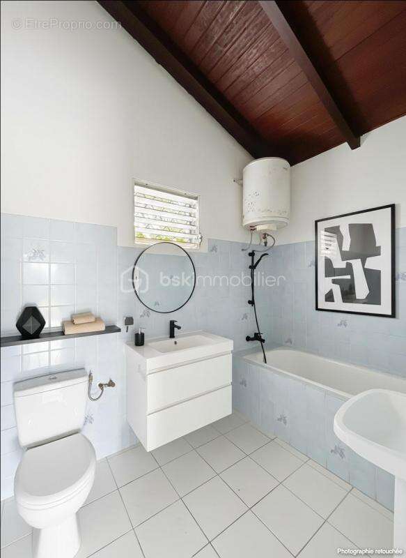 Maison à PETIT-BOURG