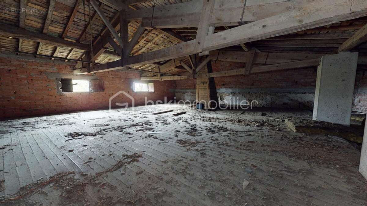 Maison à SAINT-ORENS-DE-GAMEVILLE