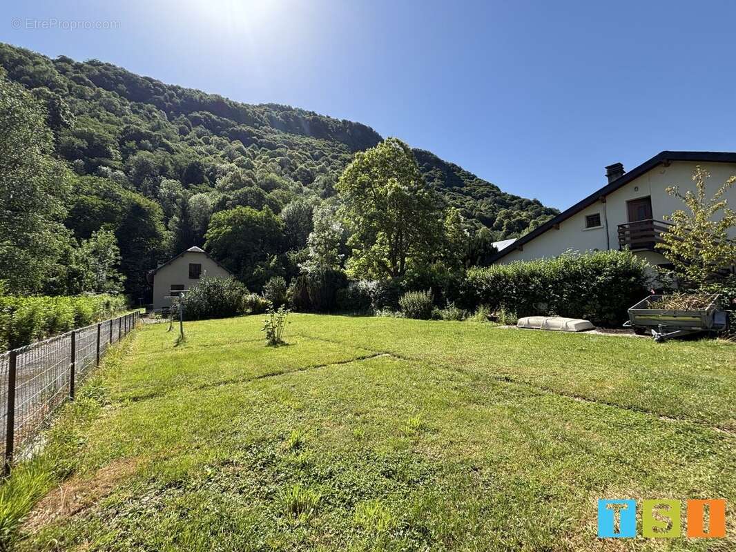 A 5 min de Luchon terrain à bâtir - photo 4