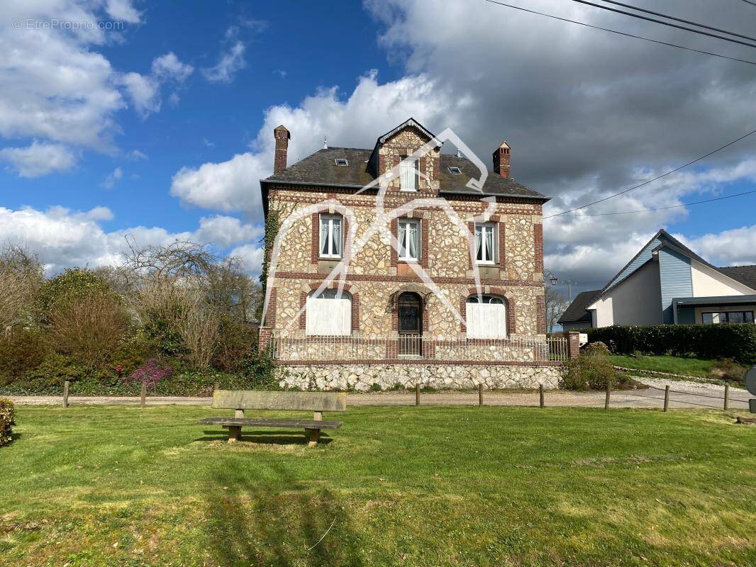 Maison à HAUTOT-SAINT-SULPICE