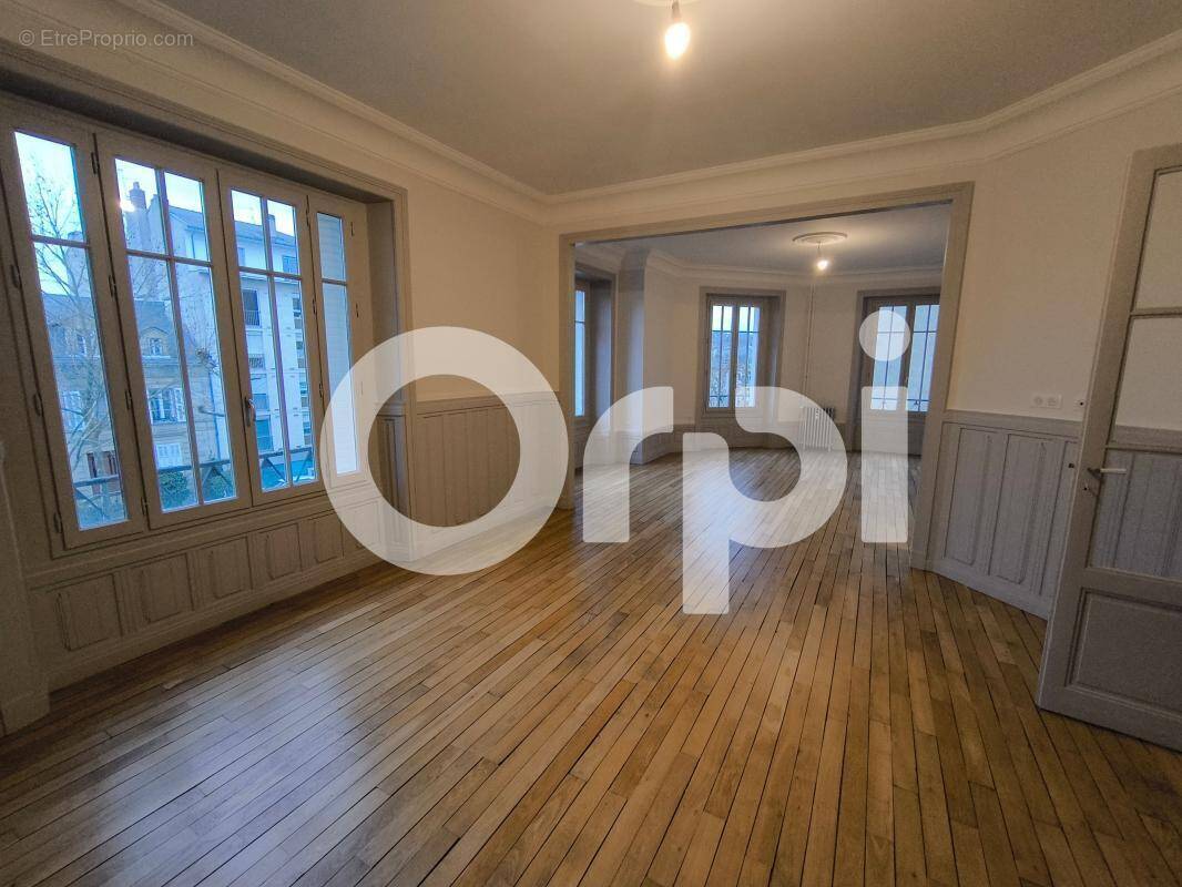 Appartement à BRIVE-LA-GAILLARDE