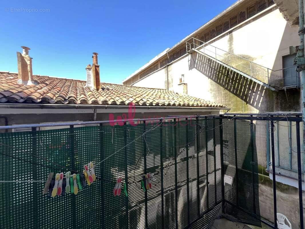 Appartement à MARSEILLE-3E