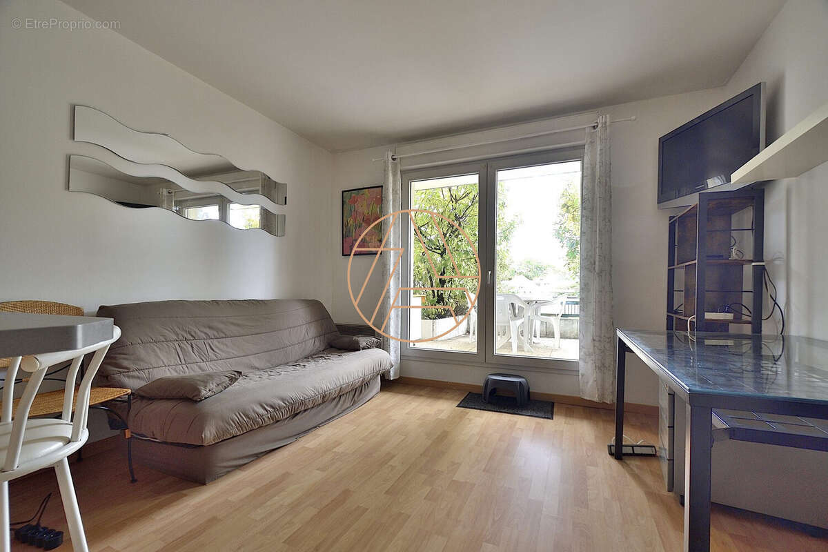 Appartement à SAINT-MAUR-DES-FOSSES