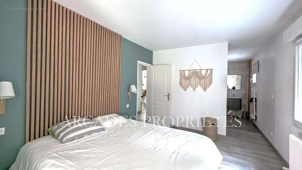 Maison à SAINT-SULPICE-ET-CAMEYRAC