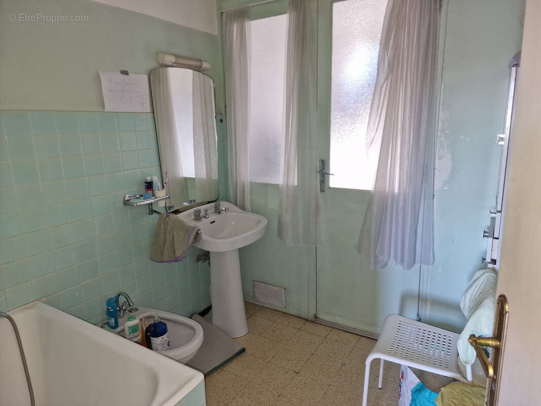 Appartement à LA VALETTE-DU-VAR