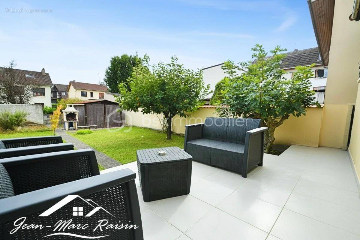 Maison à VILLEPINTE