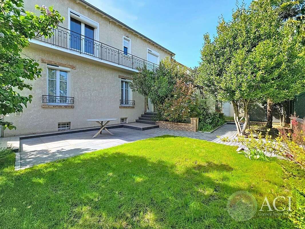 Maison 6 pièces à Deuil-la-barre (95170) - photo 2