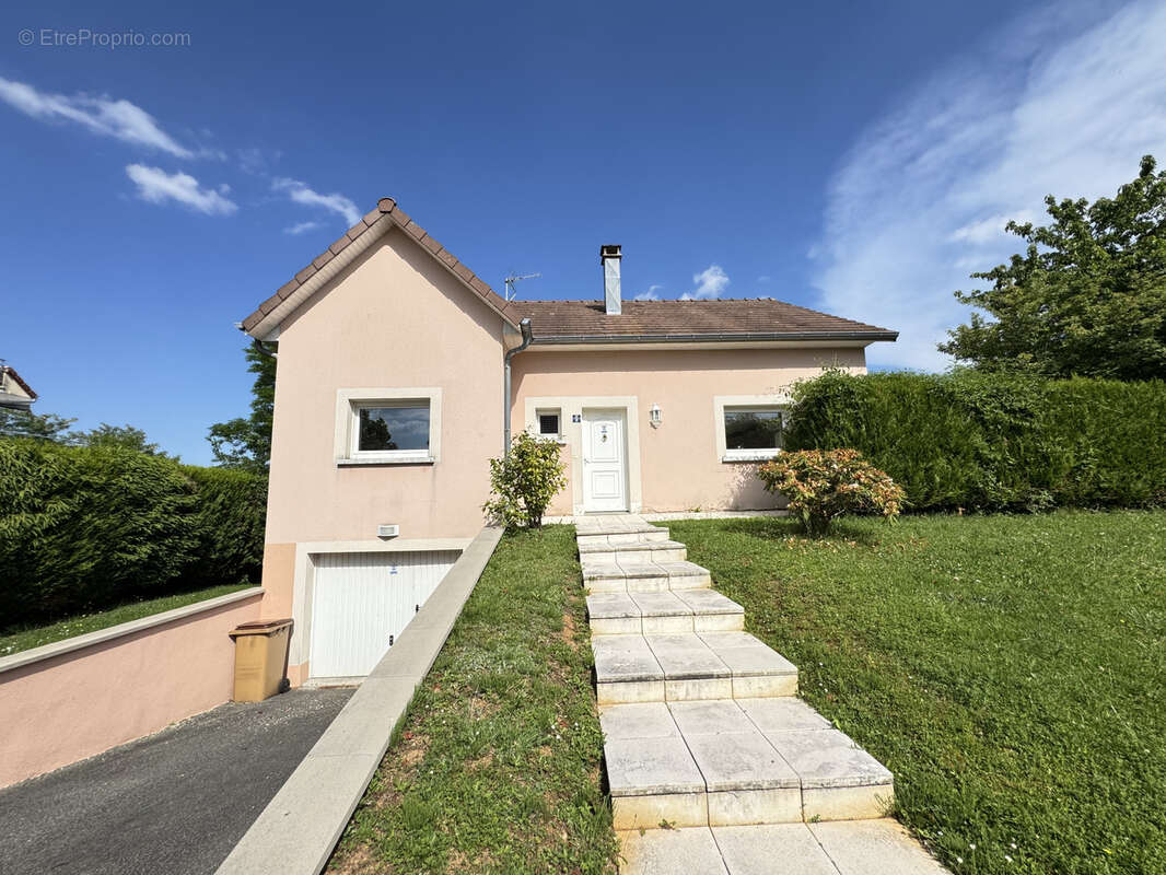 Maison à ESSERT