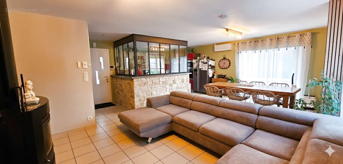 Photo 4 - Maison à SAINT-YRIEIX-LA-PERCHE