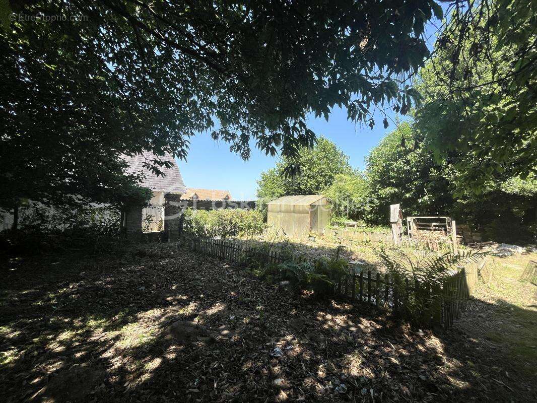 Maison à SAINT-PIERRE-DES-FLEURS